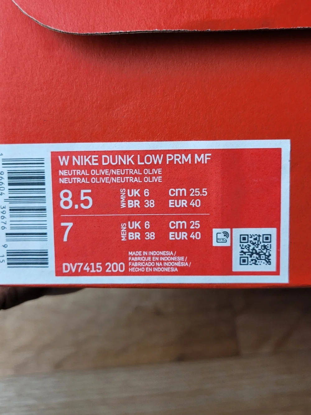 W Nike Dunk Low PRM MF DV7415200 Size 8.5 Mens 7